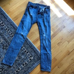 Men’s Levi’s lightwash 510 jeans distressed